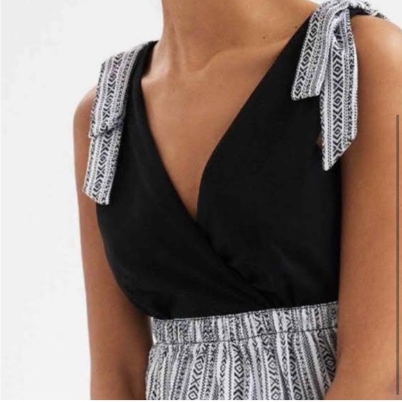 Anthropologie Dolan V Neck Tie Tank - Picture 2 of 3